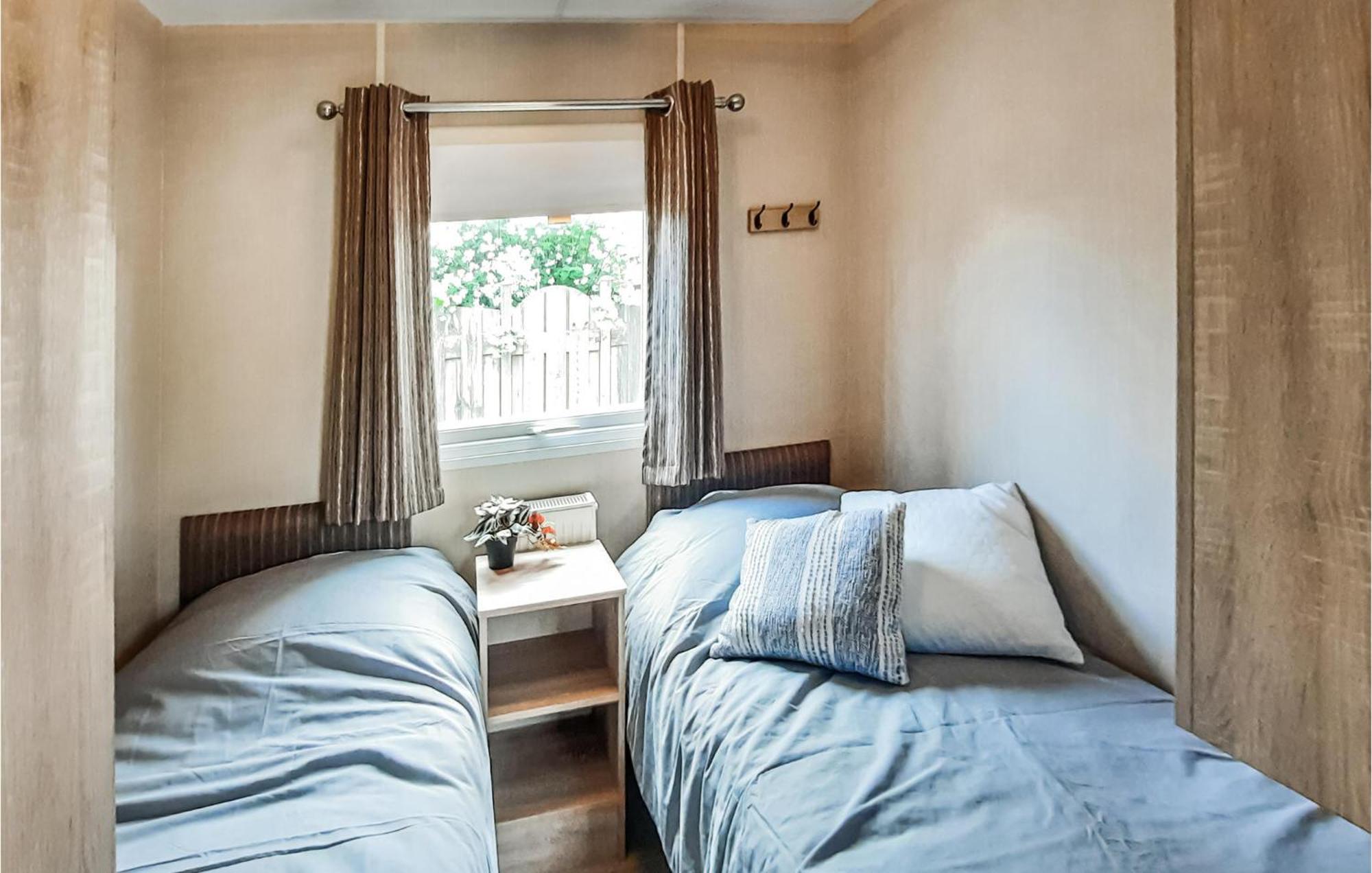 3 Bedroom Beautiful Home In Heinkenszand Zewnętrze zdjęcie
